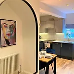 Escape 2 Unwind, Minster Retreat - Sleeps 5