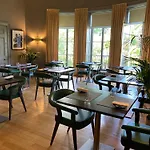 Grays Court Hotel