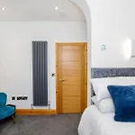 The Residence At The Lawrence Apartments