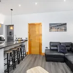 The Residence At The Lawrence Apartments