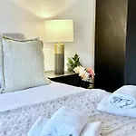 Apartment No 32 With Free Use Of Gym