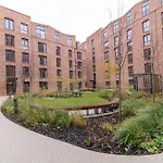 Entire 2 Bed - Free Parking - No. 15 - The Cosy Collection Ltd