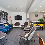 For Students Only Student Roost The Boulevard York