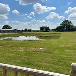 4Bed Lodge Sleeps8-Pet Friendly-Hot Tub-Log Burner