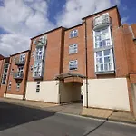 Riverside Retreat - City Centre York