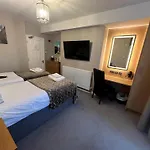 Hedley House Hotel & Apartments
