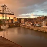 Loveyork Penthouse Riverside Apt With Free Parking