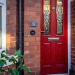 32 White Cross Road