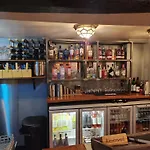 Red Lion Inn & Motel