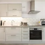 Fabulous 1 Bedroom Home In York