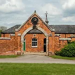 Prince Rupert House At The Red House Estate