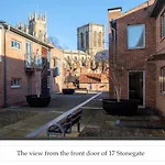 17 Stonegate - A House Of York Holiday Home