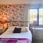 York Lakeside Lodges