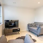 25 St John\'S Mews