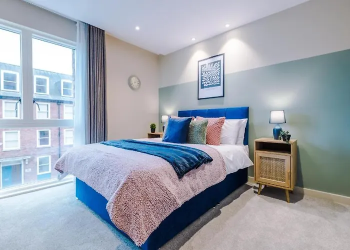 Exquisite Central York Abode Sleeps 6!