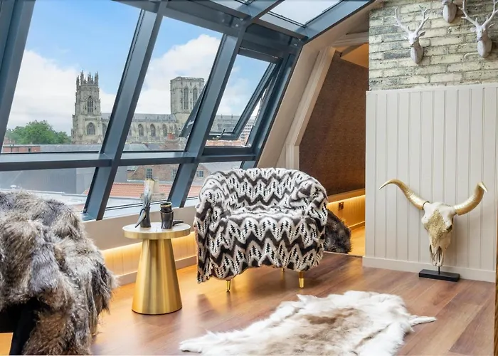 34 Coney Street - The Viking Suite