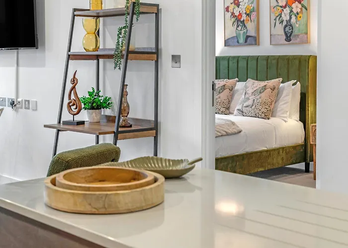 Apartment 21 Two Bedroom- With Secure Parking And Free Onsite Gym