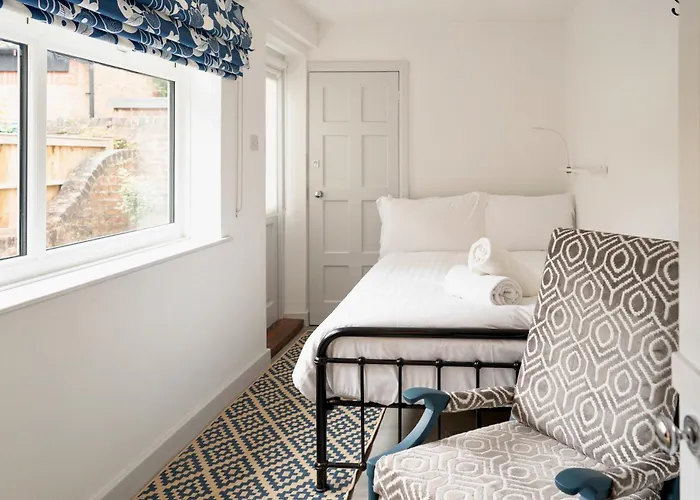 Stylish Retreat Inside City Walls
