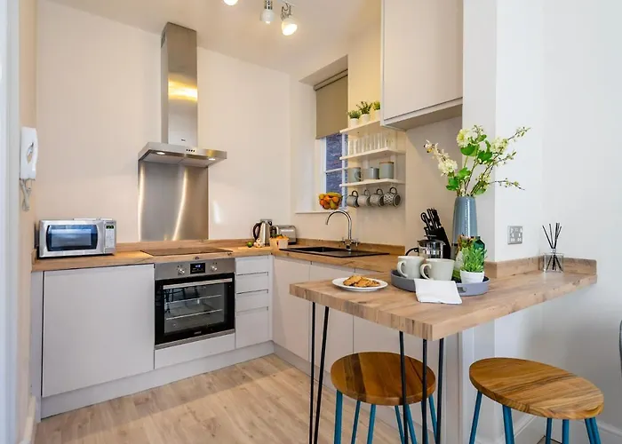 Heart Of The City Luxury Apartment