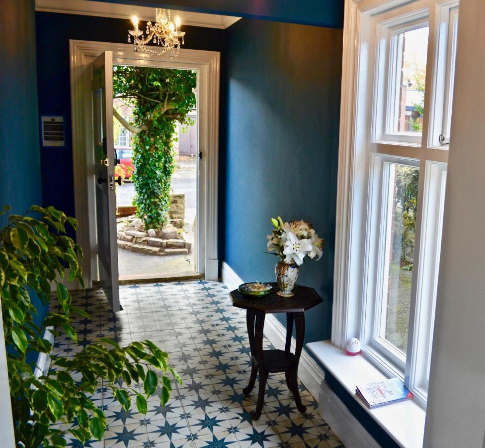 Georges Place 3* York