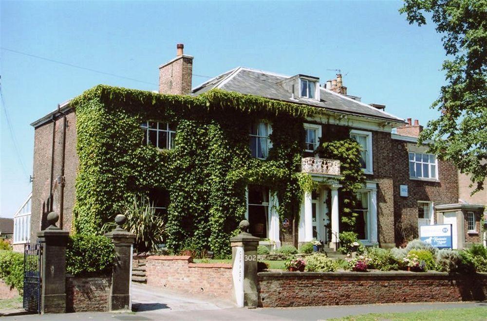 Hotel Knavesmire Manor And Leisure York