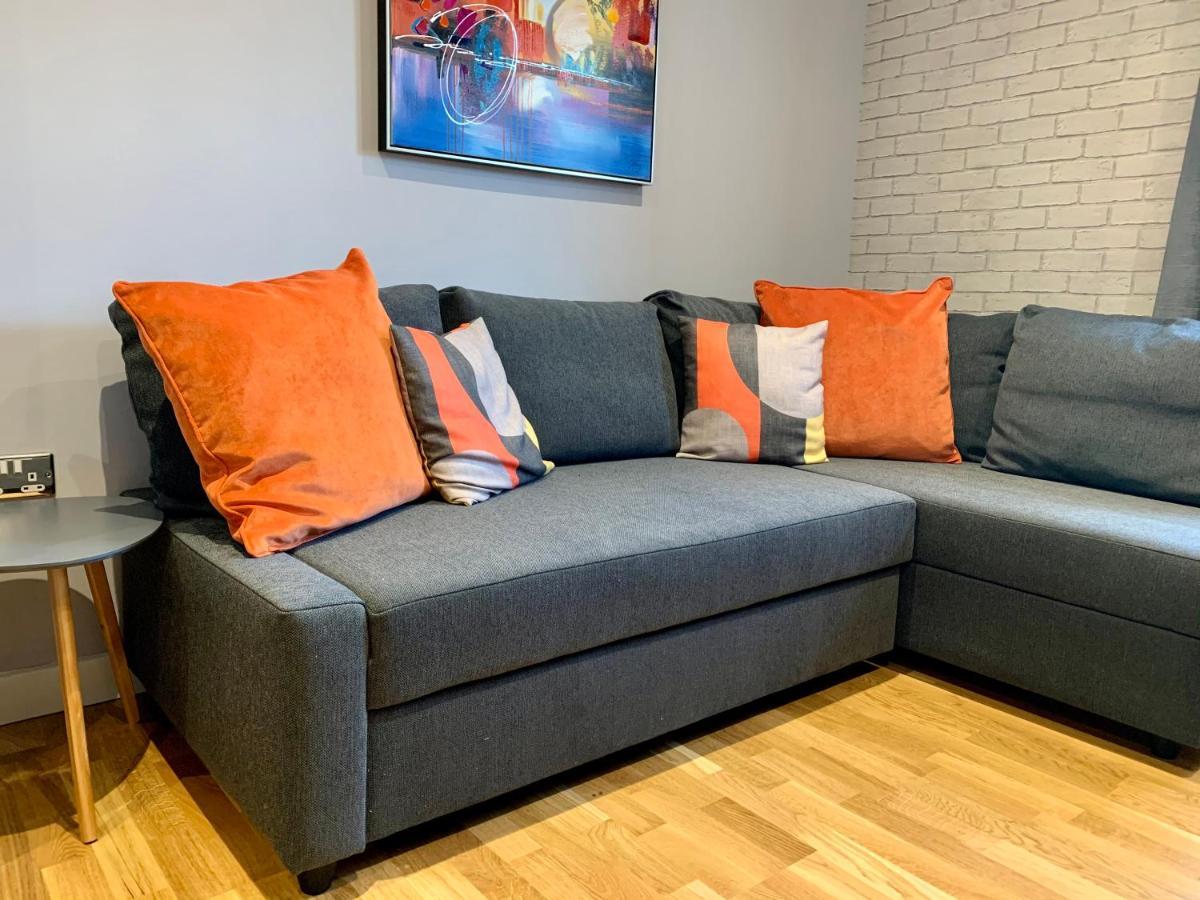 Apartment Luxury - Central - Parking Sometimes Available York