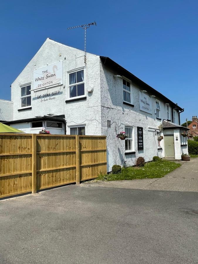 The White Swan Deighton *