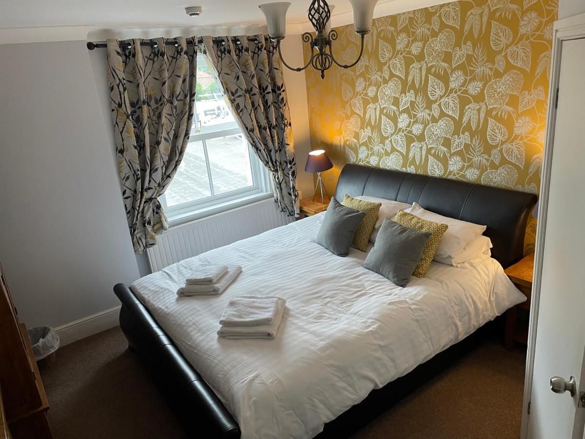 The White Swan Deighton Inn York