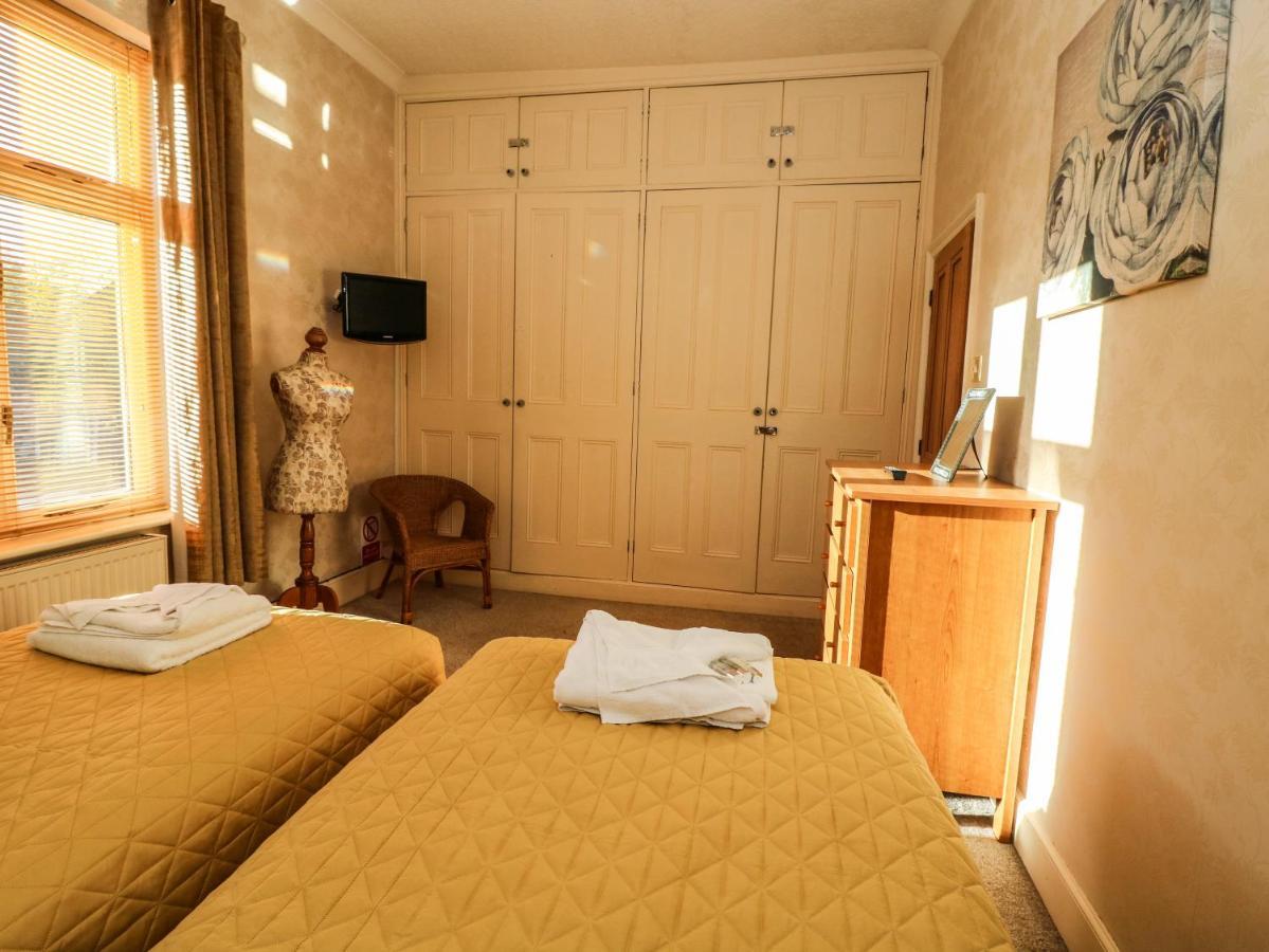 Blacksmiths Retreat, 50 Holgate Road Apartment York