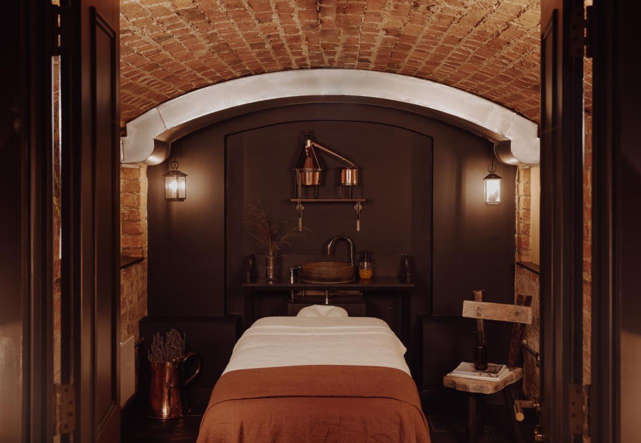 No 1 By Guesthouse, Hotel 4*