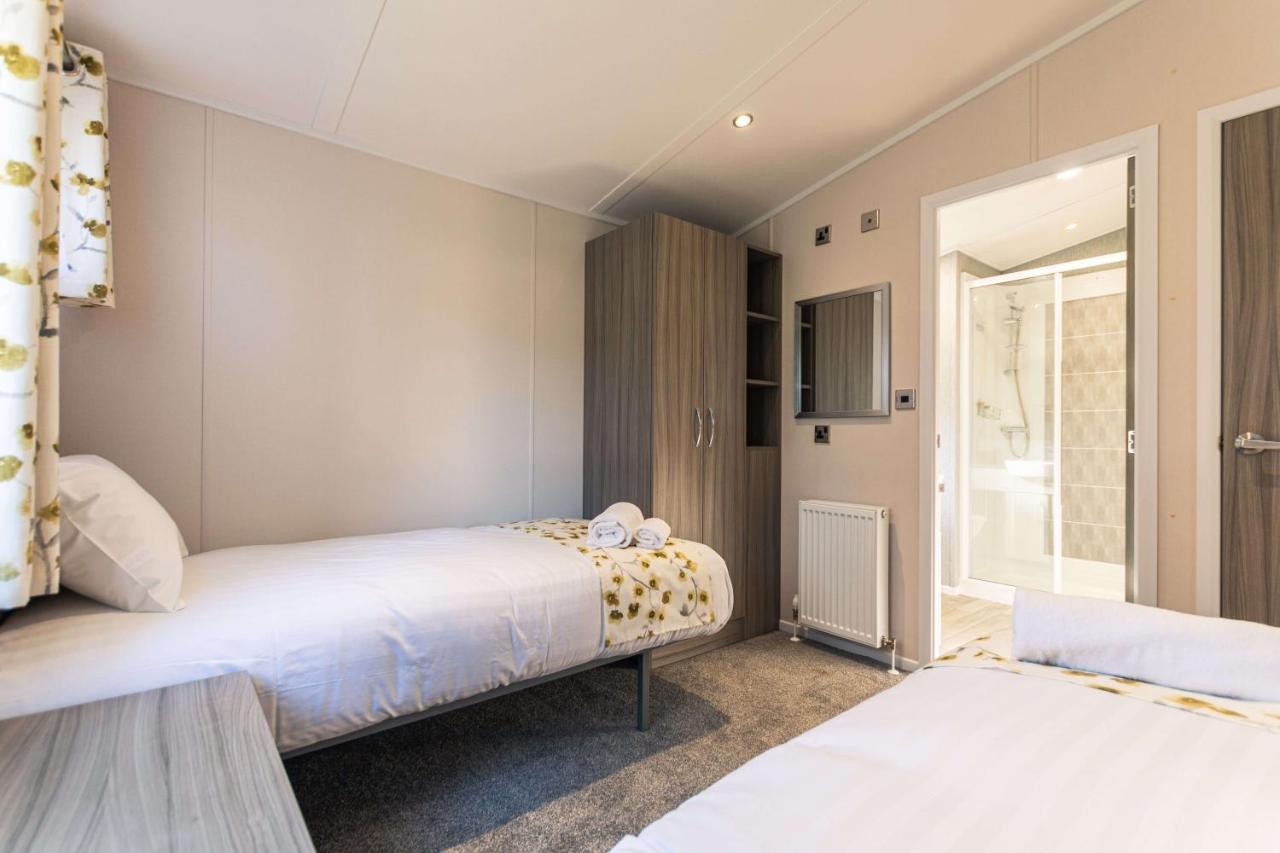 Holiday home Audley With Hot Tub *