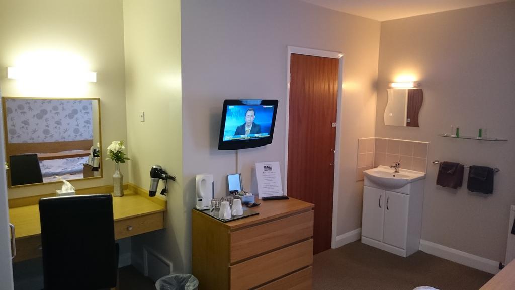 Moorland House 3*