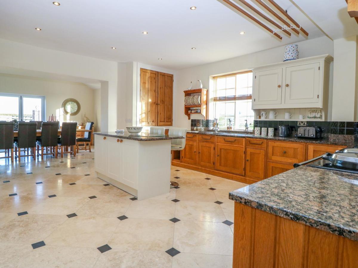 Tuft House Holiday home