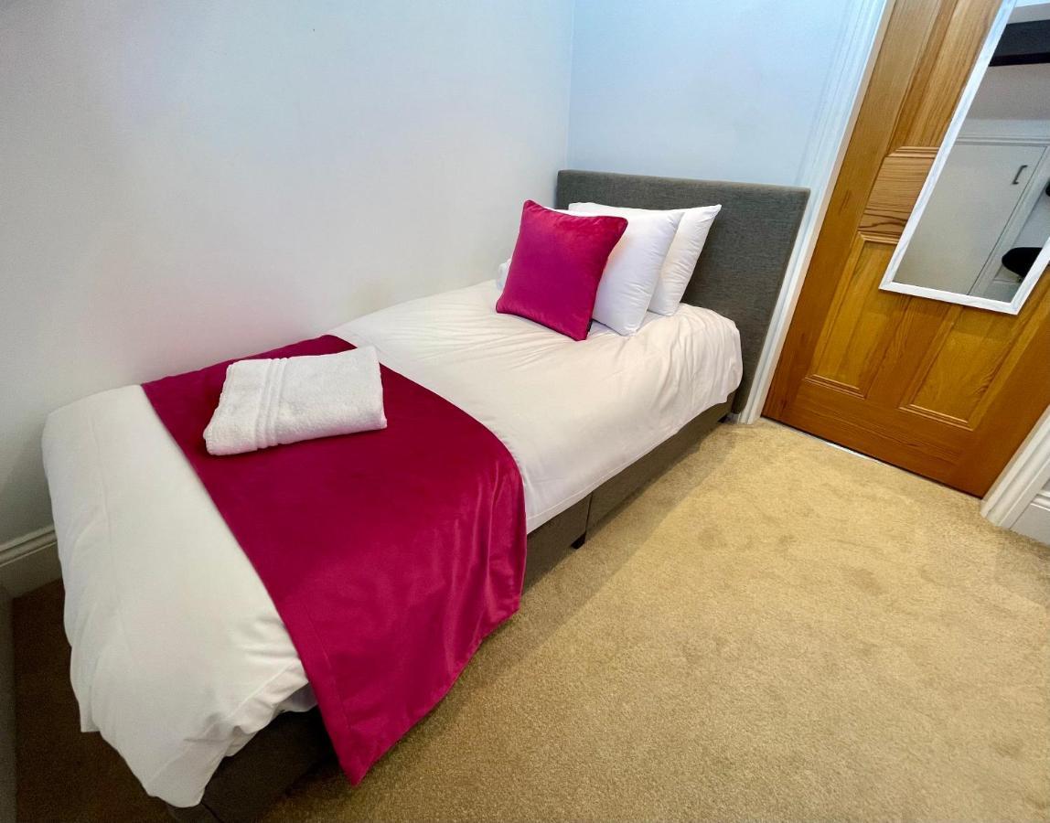 Holiday home The Phoenix York