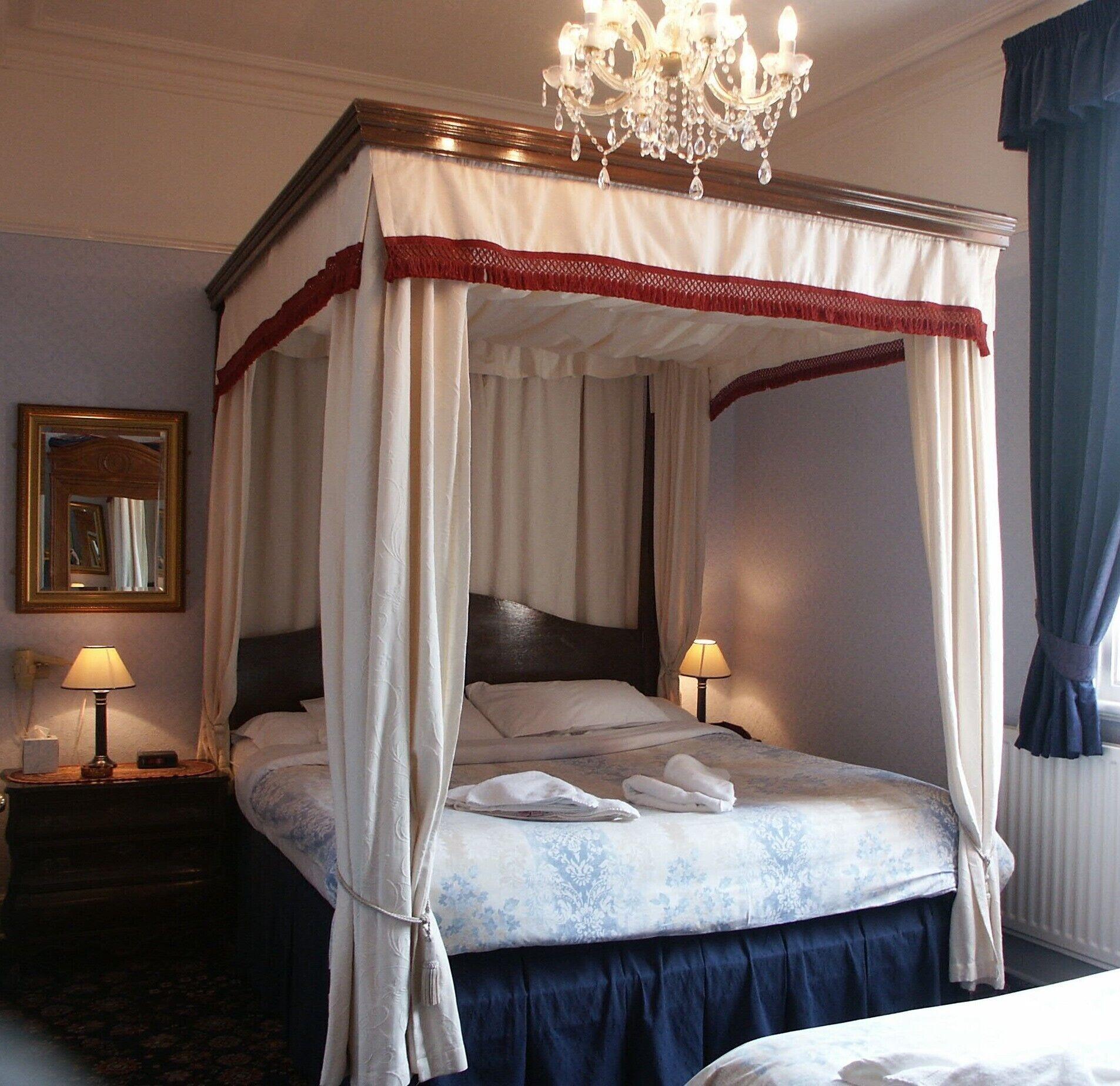 Guest house Ascot House 4*