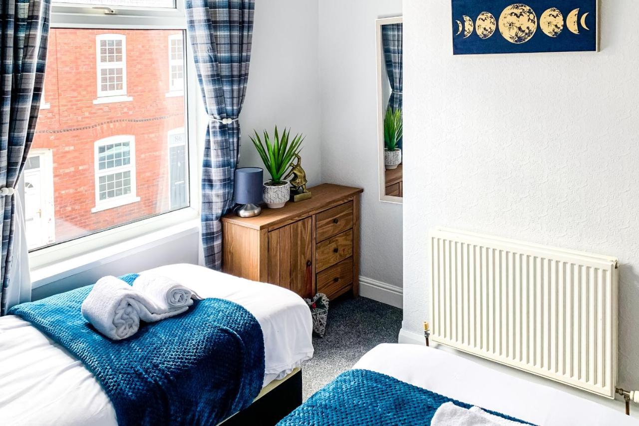 The Knavesmire - Quaint Victorian With Free Parking * York