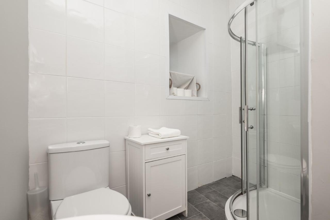Lovely Overlooking Walls - Pass The Keys Holiday home York