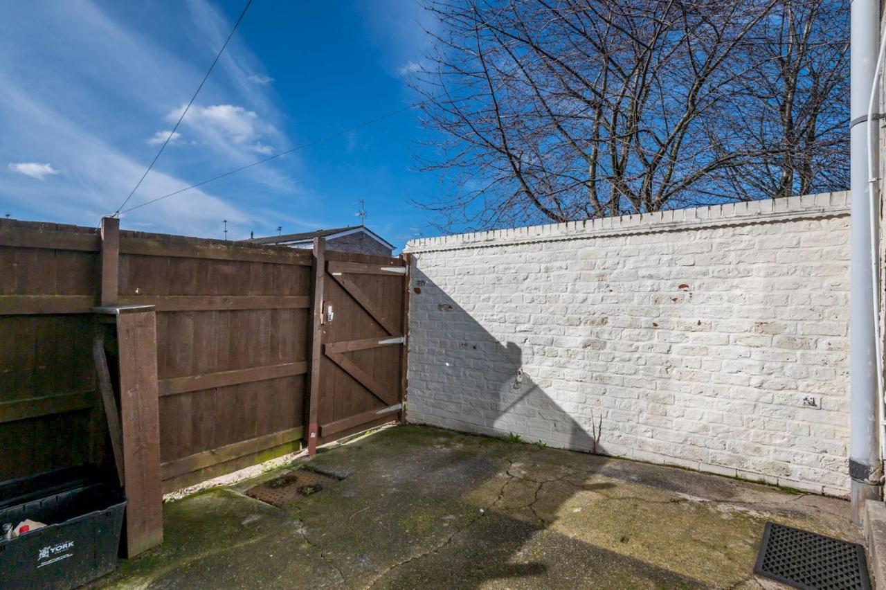 Lovely Overlooking Walls - Pass The Keys Holiday home *