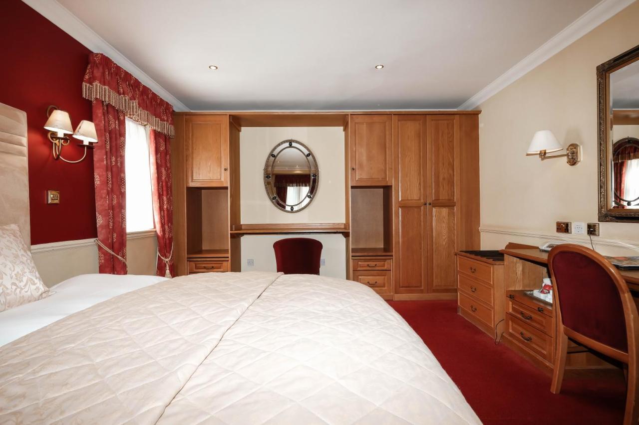 Pavilion Hotel, Sure Collection By Western Hotel 3*