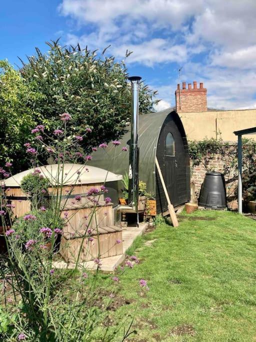 Holiday home Farmhouse , Quirky 3/4bed Period With Hot Tub York
