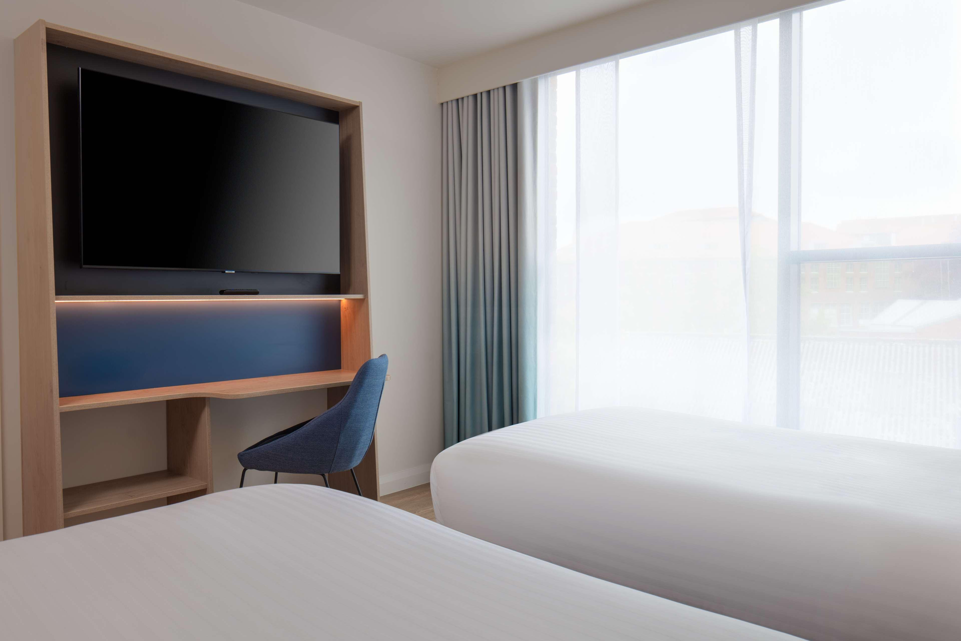 Hampton By Hilton Piccadilly Hotel 3*