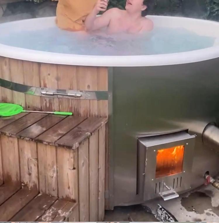 Farmhouse , Quirky 3/4bed Period With Hot Tub Holiday home York