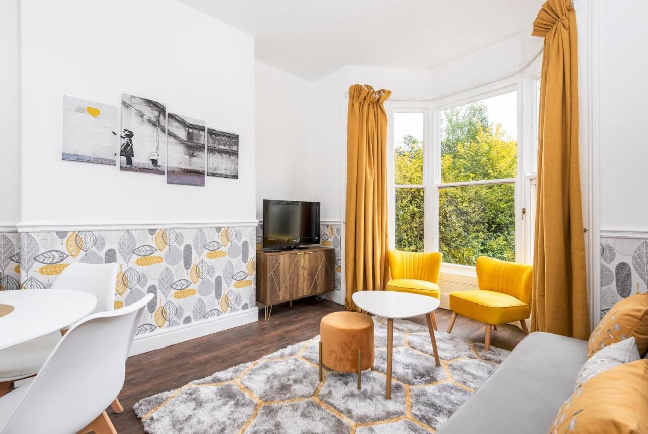 Bright, Beautiful Flat With Garden - Pass The Keys Apartment *
