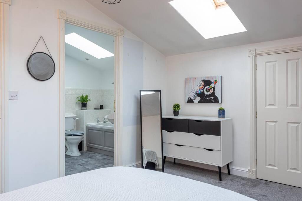 3 Bed Duplex In - Sleeps 6 Apartment