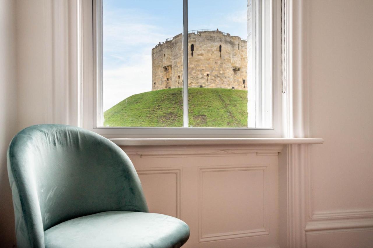Peckitt Street - Castle Bailey Apartment *