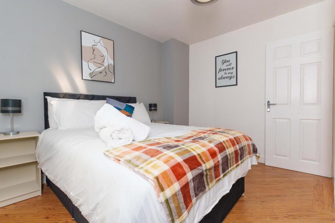 Holiday home Redgrave Detached With Free Parking 4 Minutes From Walls York