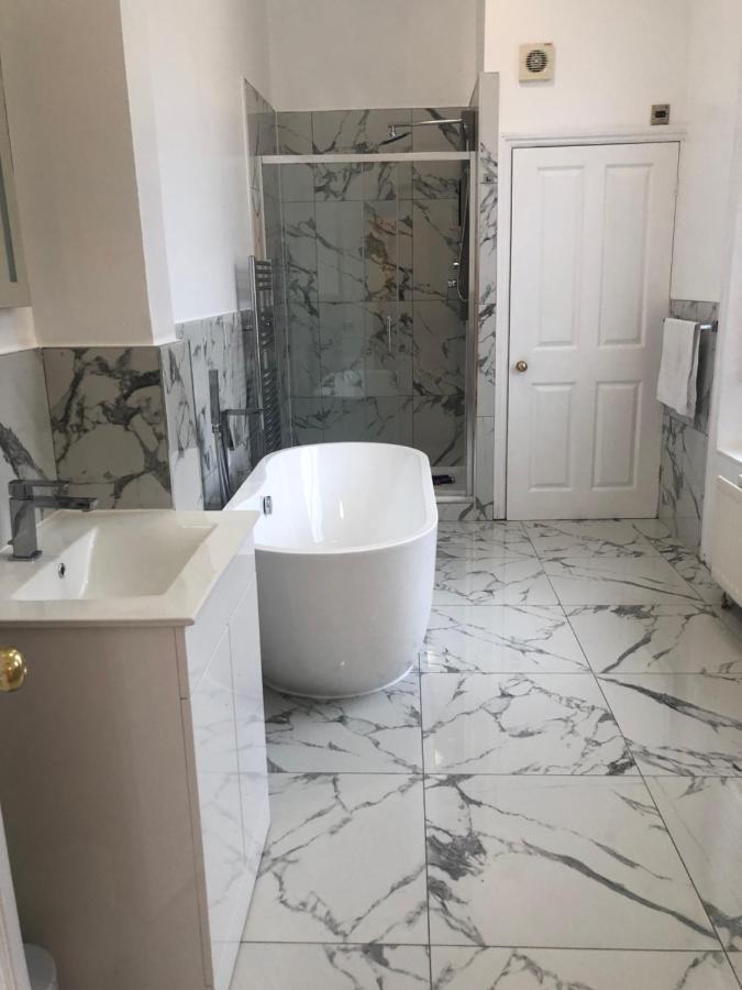 Apartment 50a Clifton Garth *