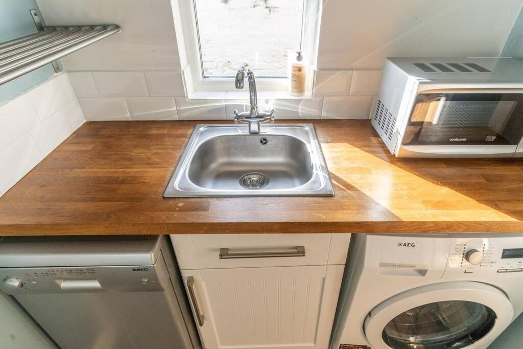 Spacious 3 Bedroom House Holiday home *
