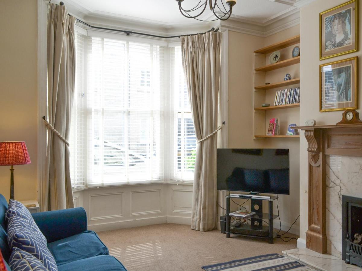 Holiday home Nunmill Nest