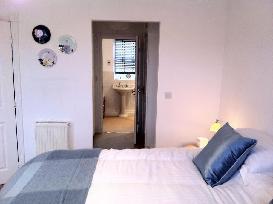 Spacious Stylish House,r/way Museum,parking,garden York